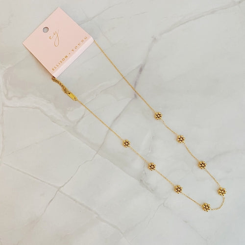 The Adelaide Daisy Necklace